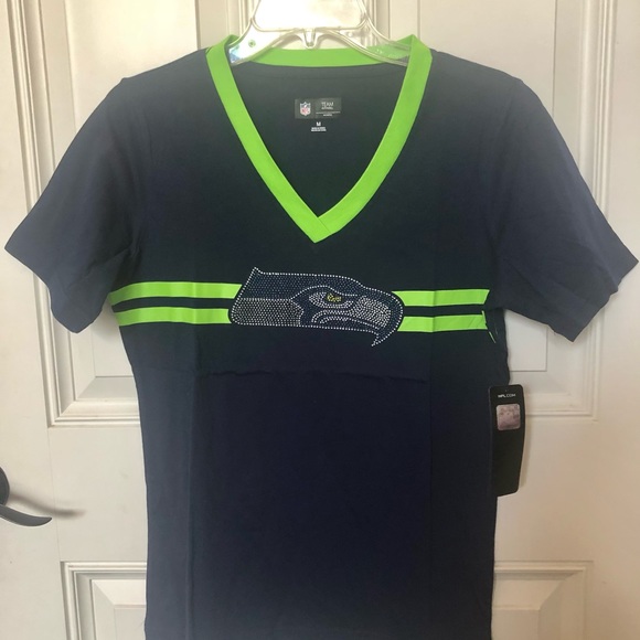 NFL Ladies Seahawks Tshirt Athletic Medium - Picture 3 of 8